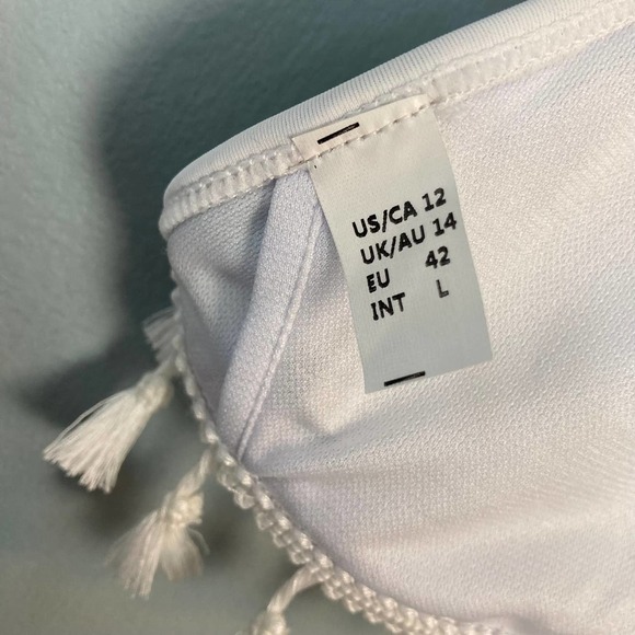 RAINBOW Chevron White Two Piece Bikini Set Tassel Mesh Detail US Size 12 Striped - Picture 12 of 12